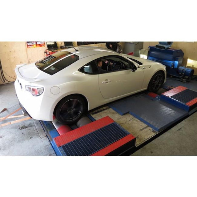 Toyota GT86 Sports Exhaust Testing
